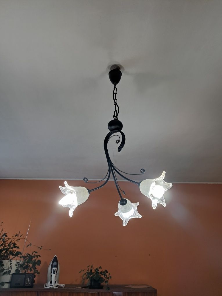 Lampa wisząca czarna 3 klosze