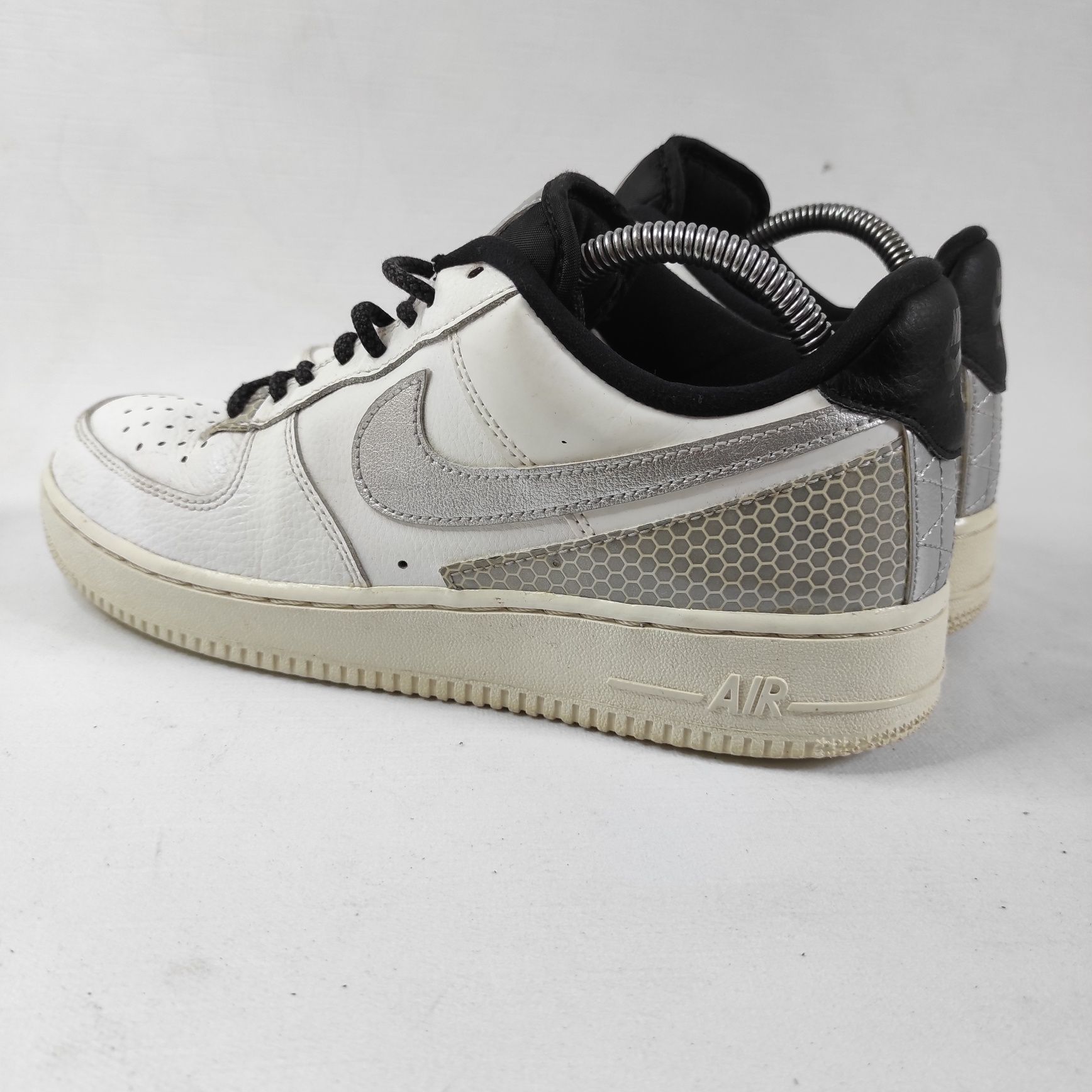 Nike Air Force 1 '07 LV8 3M Buty sportowe męskie rozmiar 40,5
