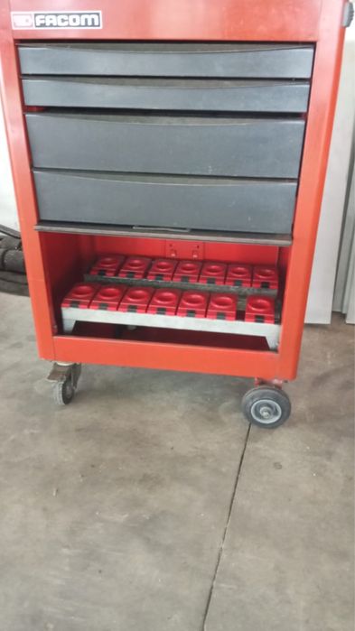 Carro de ferramentas FACOM