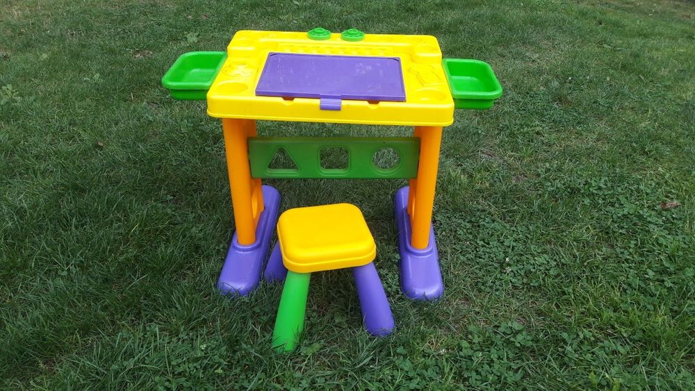 Stolik kreatywny dla dziecka Play Go