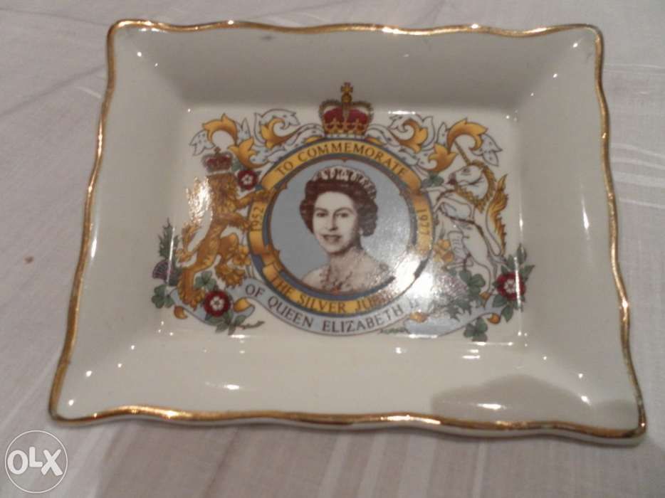 Pequeno prato Rainha Elizabeth II
