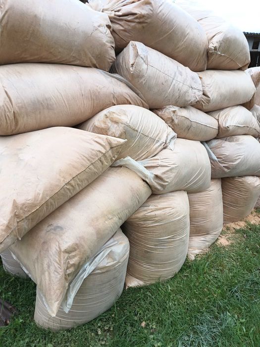 Sprzedam trociny dębowe