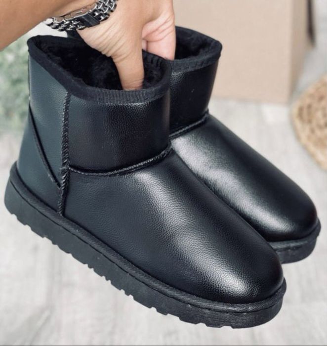 Теплі жіночі угги , сноубутси!