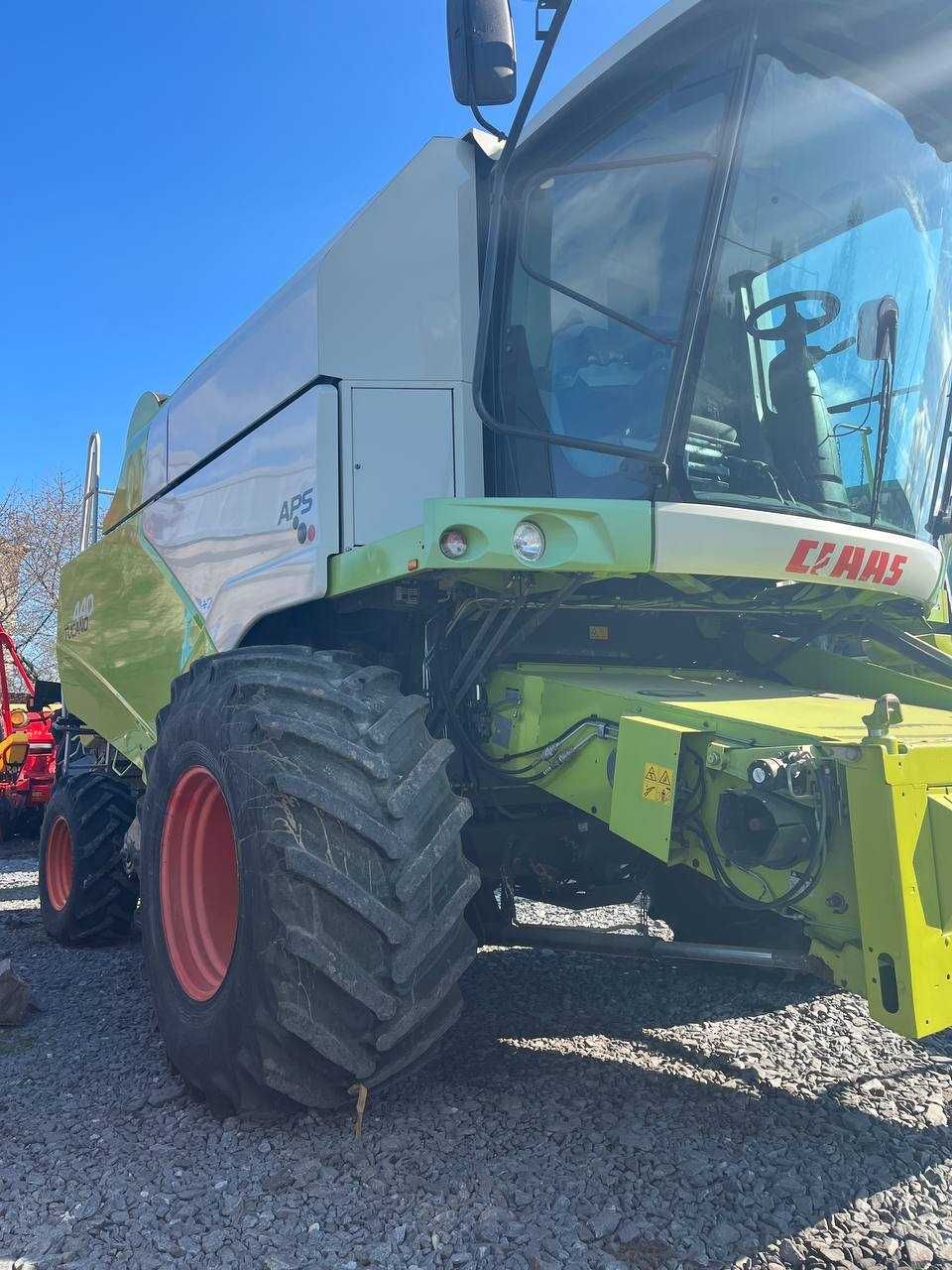 Комбайн Claas Tucano 440 2009року