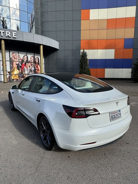 Продам Tesla model 3 Long Range 82.5kWh