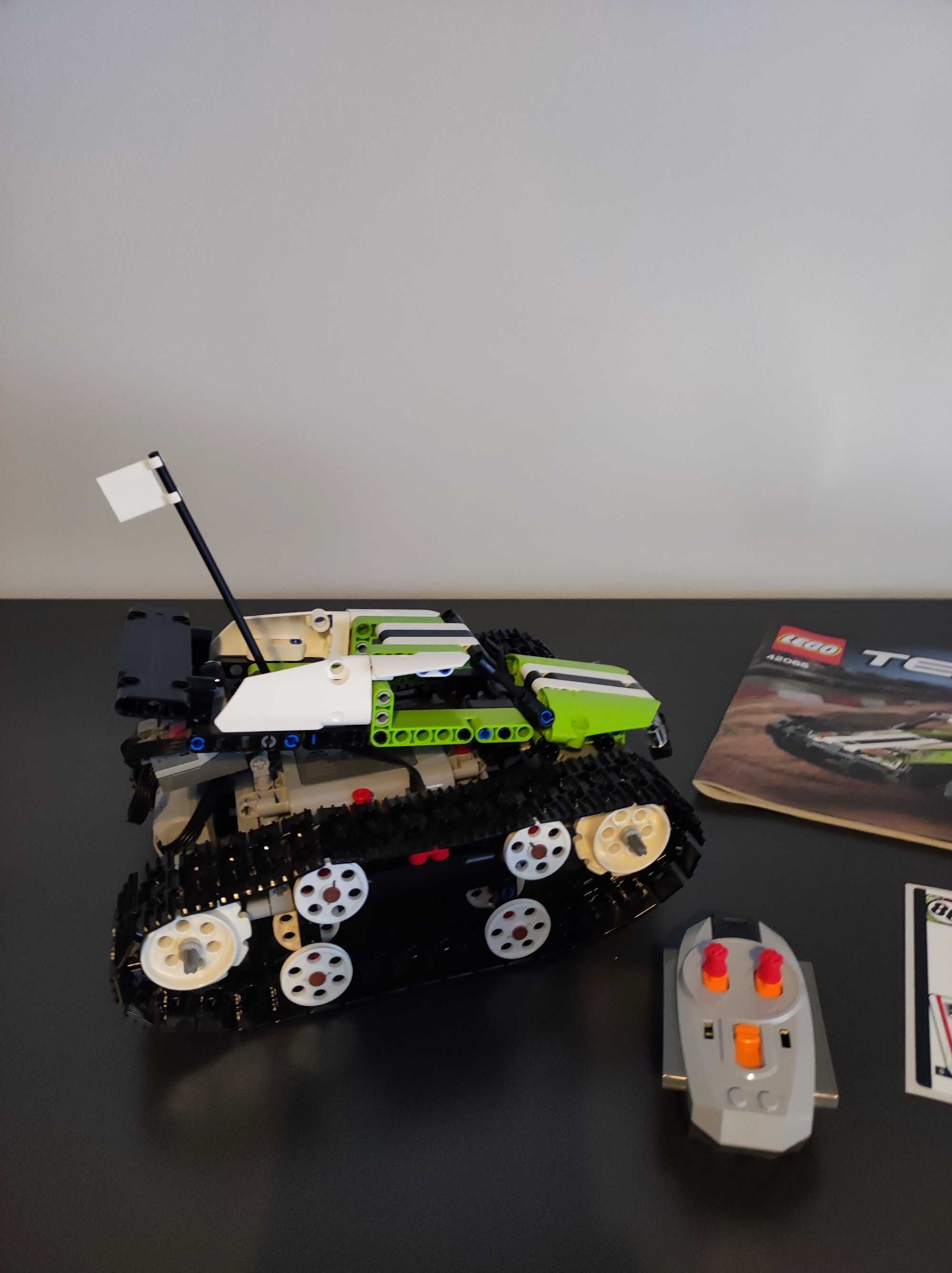 Lego 42065 - RC Tracked Racer