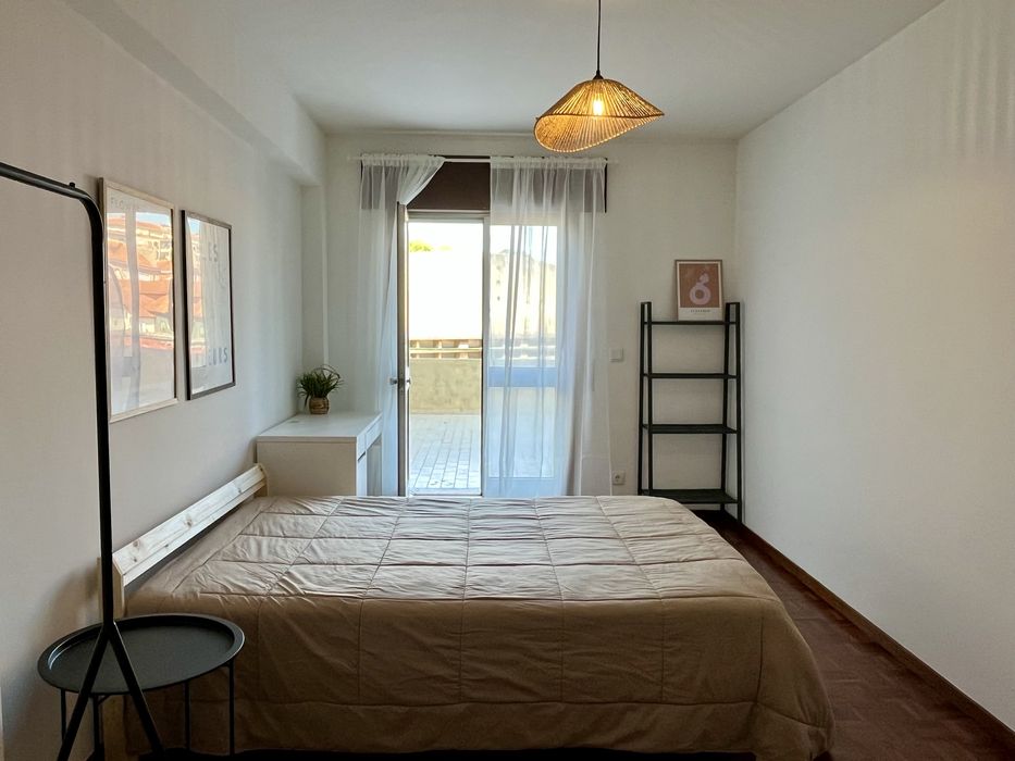 Quarto individual Porto c/ despesas incluidas
