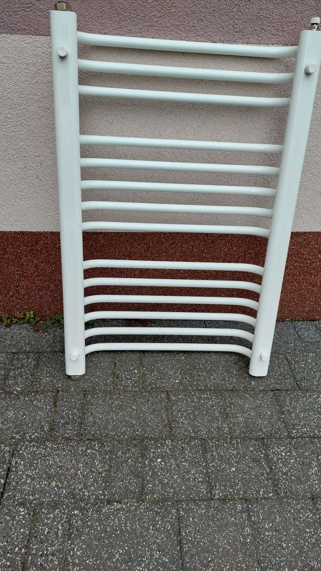 Kaloryfer   grzejnik łazienkowy