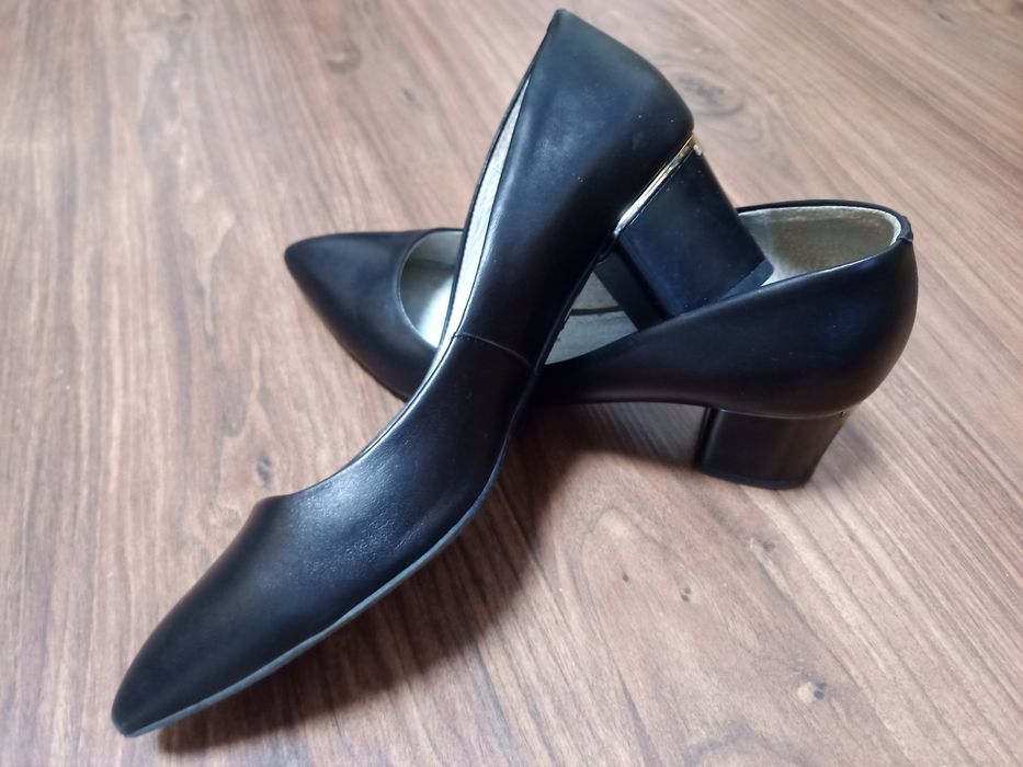 Туфлі класика, Mida, на платформі, натуральна шкіра