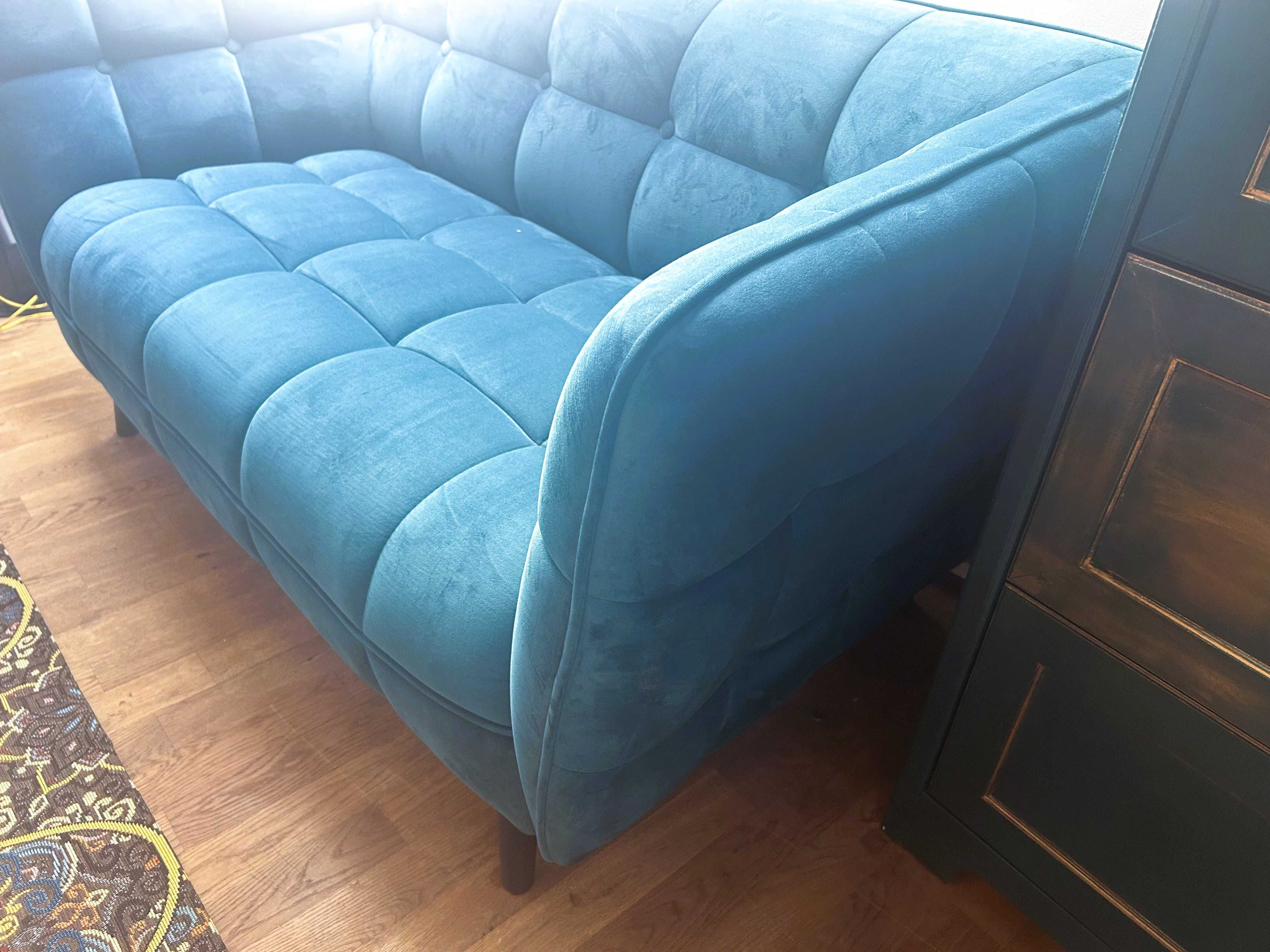 sofa welurowa, gabinetowa w kolorze szmaragdowym okazja