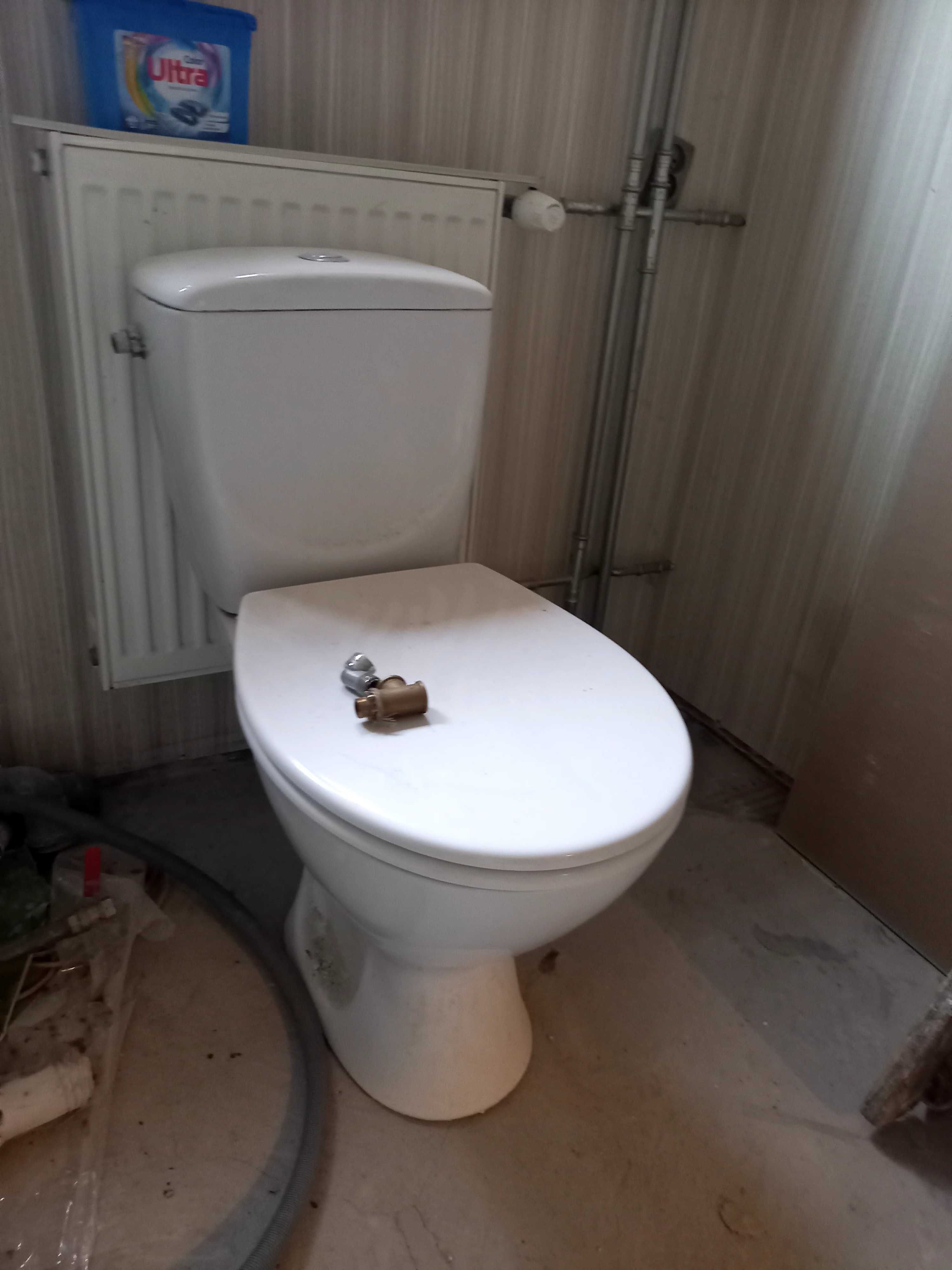 WC toaleta kibel z deską wolnoopadającą