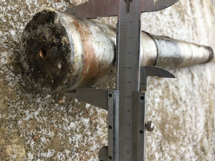 ВАЛ Нержавейка не магнит ,материал 50мм.длина 2 метра вес 35 кг.