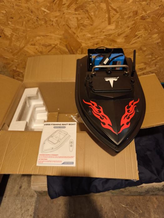 Кораблик для рибалки V050