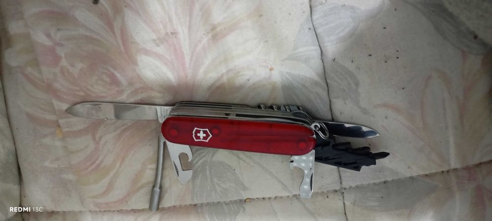 Canivete suíço várias funções