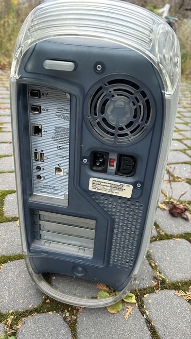 Компʼютер Power Mac G4
