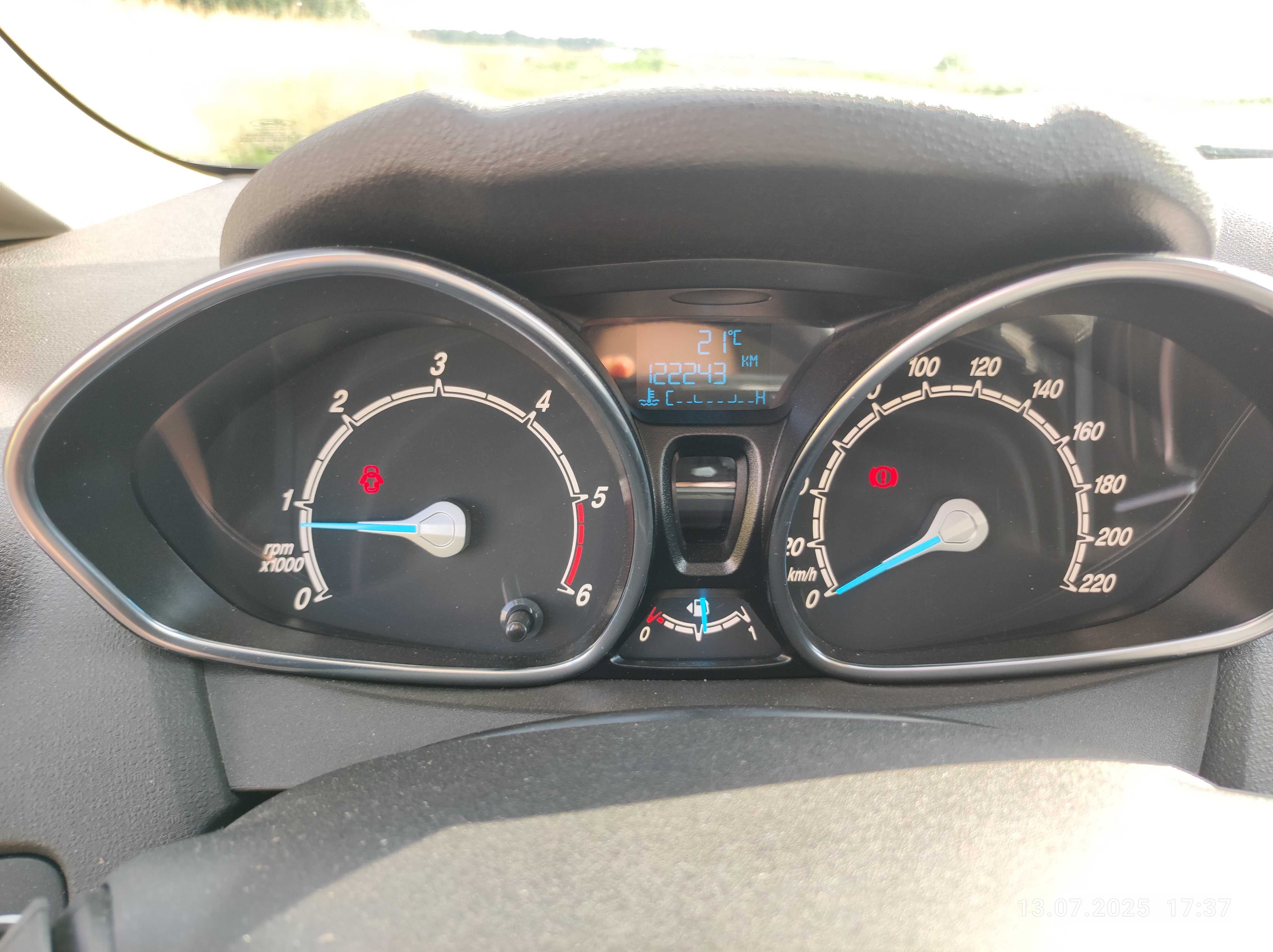 Sprzedam Ford fiesta MK7 2014