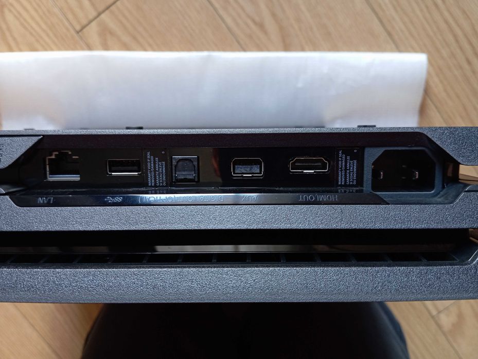 PlayStation 4 PRO PS4, comandos, jogos, (faço retomas, ler descrição)