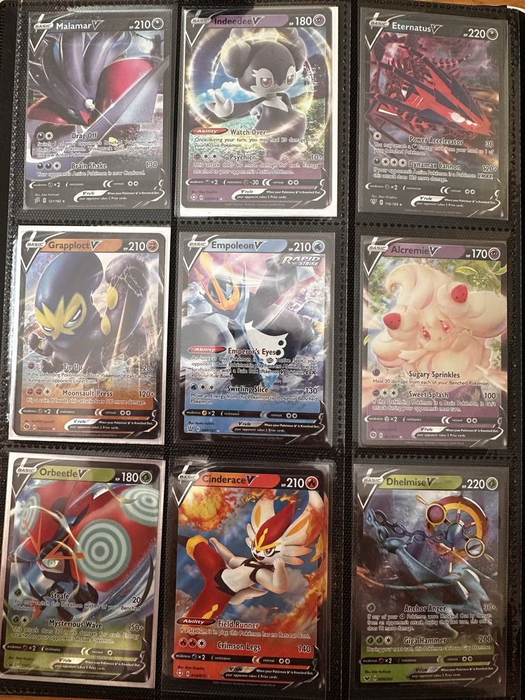 Zestaw 32 oryginalnych kart Pokemon TCG V Ultra rare w tym 3 Pikachu