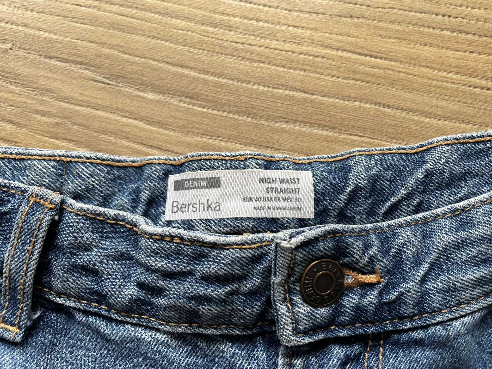 Jeansy Bershka High Waist Straight rozmiar 40