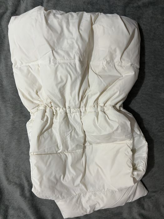 Жіноча жилетка розмір с-м  стан ідеальний