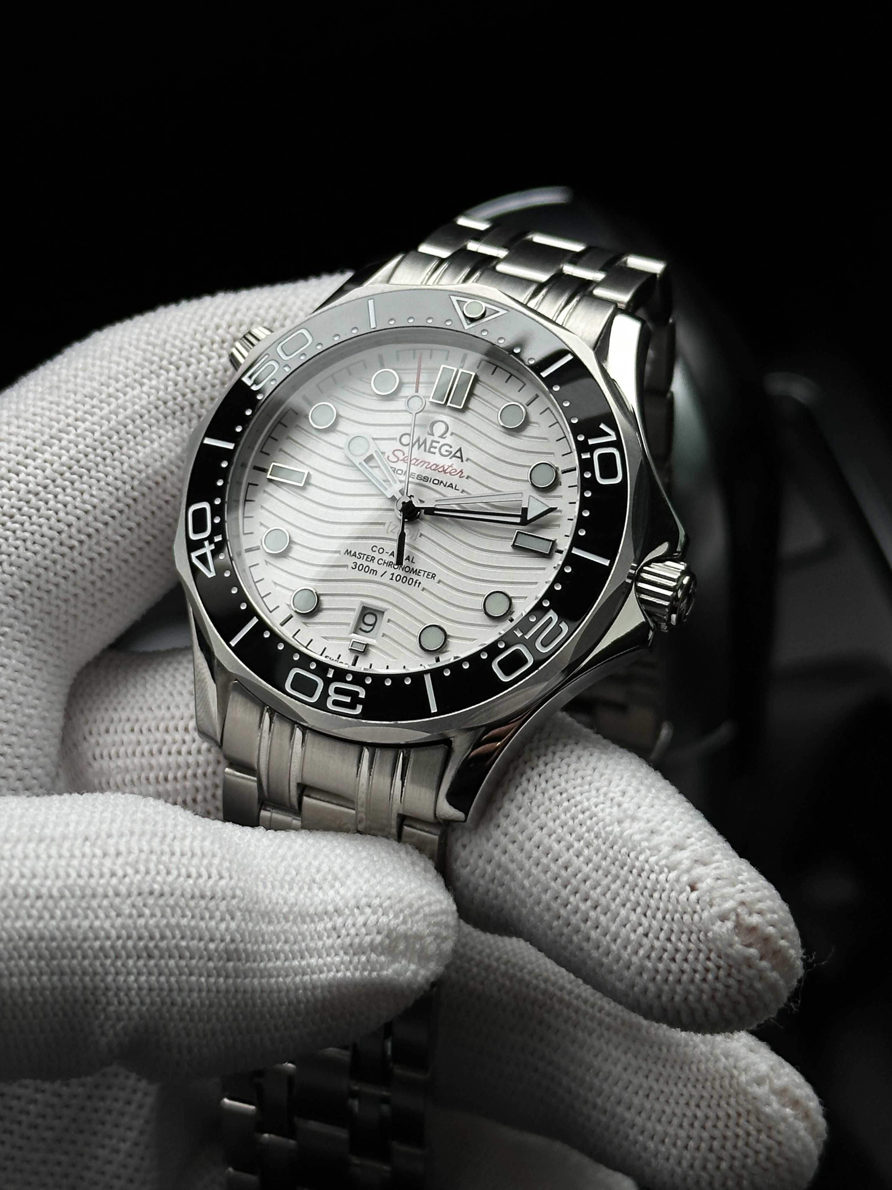 Швейцарские часы Omega Seamaster White 300m. Топ качество