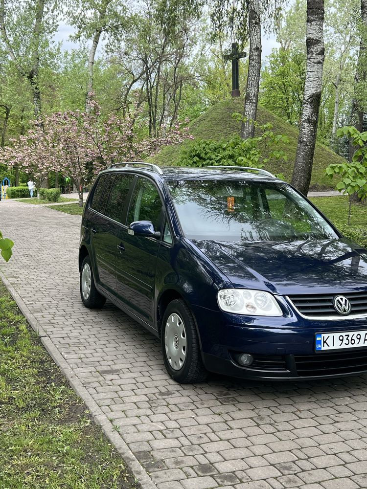 Volkswagen Touran 2.0 TDI