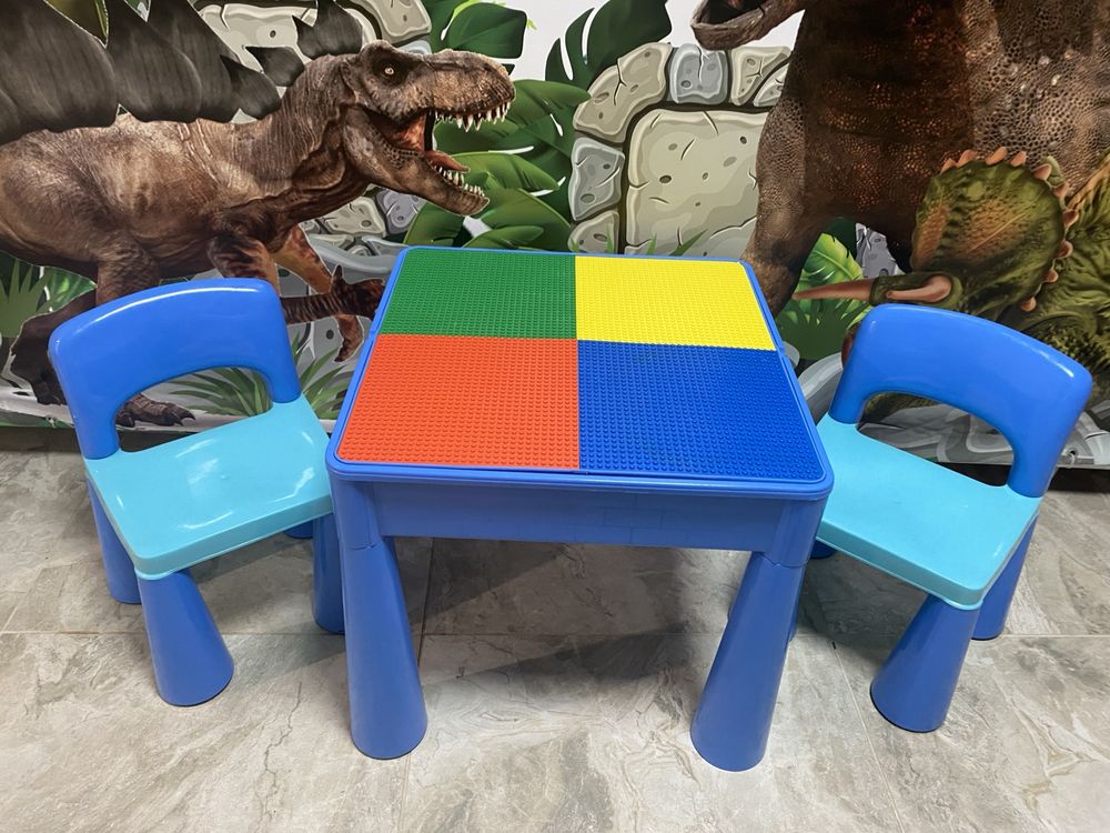 Детский набор стол и стульчики