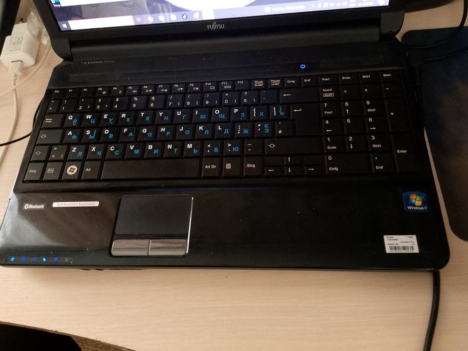 Продам Ноутбук FUjitsu
