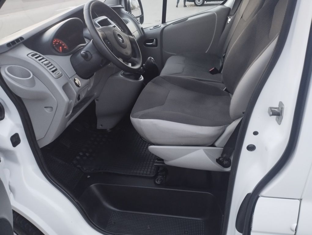 Opel Vivaro 2013