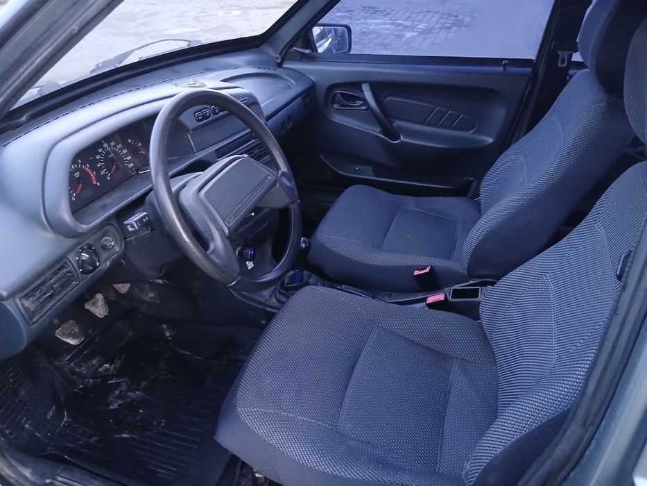 Продам Ваз 2115. Рік 2011. Матор 1.6.  Бензин