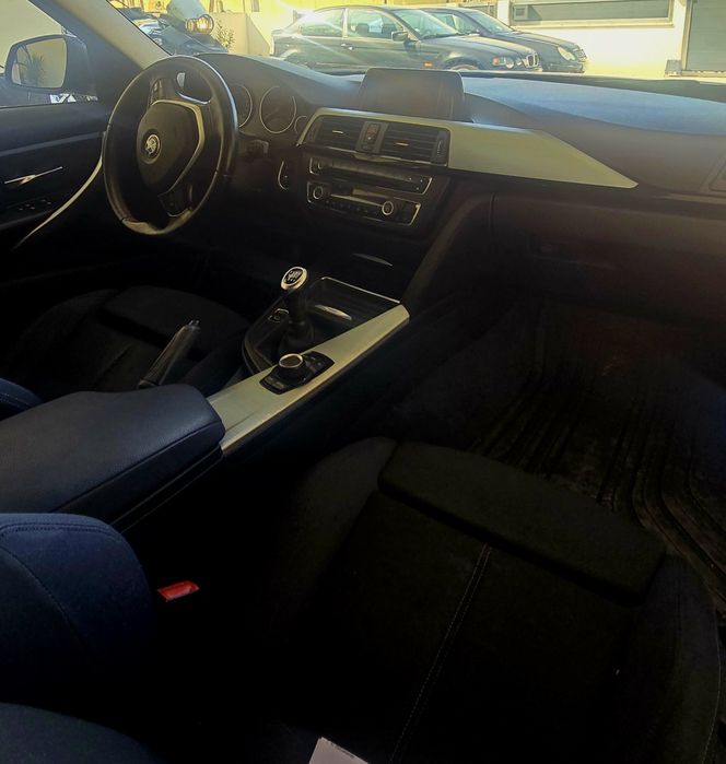 BMW 318D SPORT NACIONAL 1 DONO Reservadoo