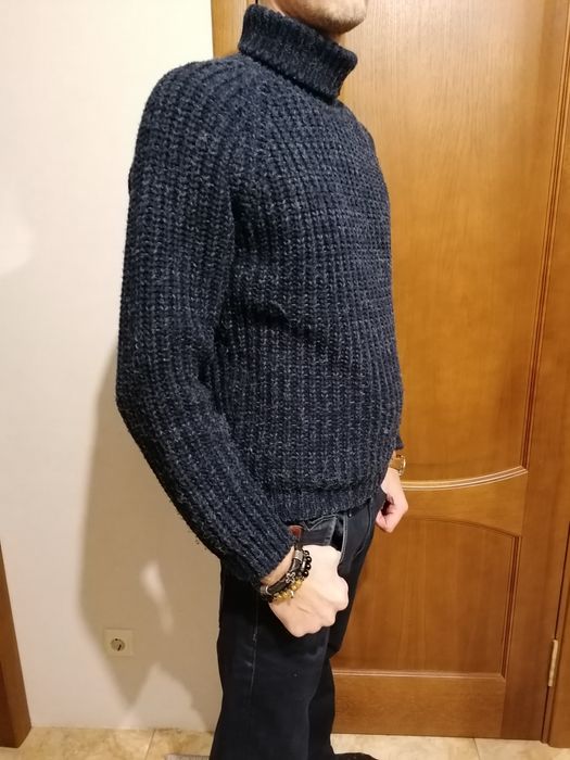 Продам тёплый свитер