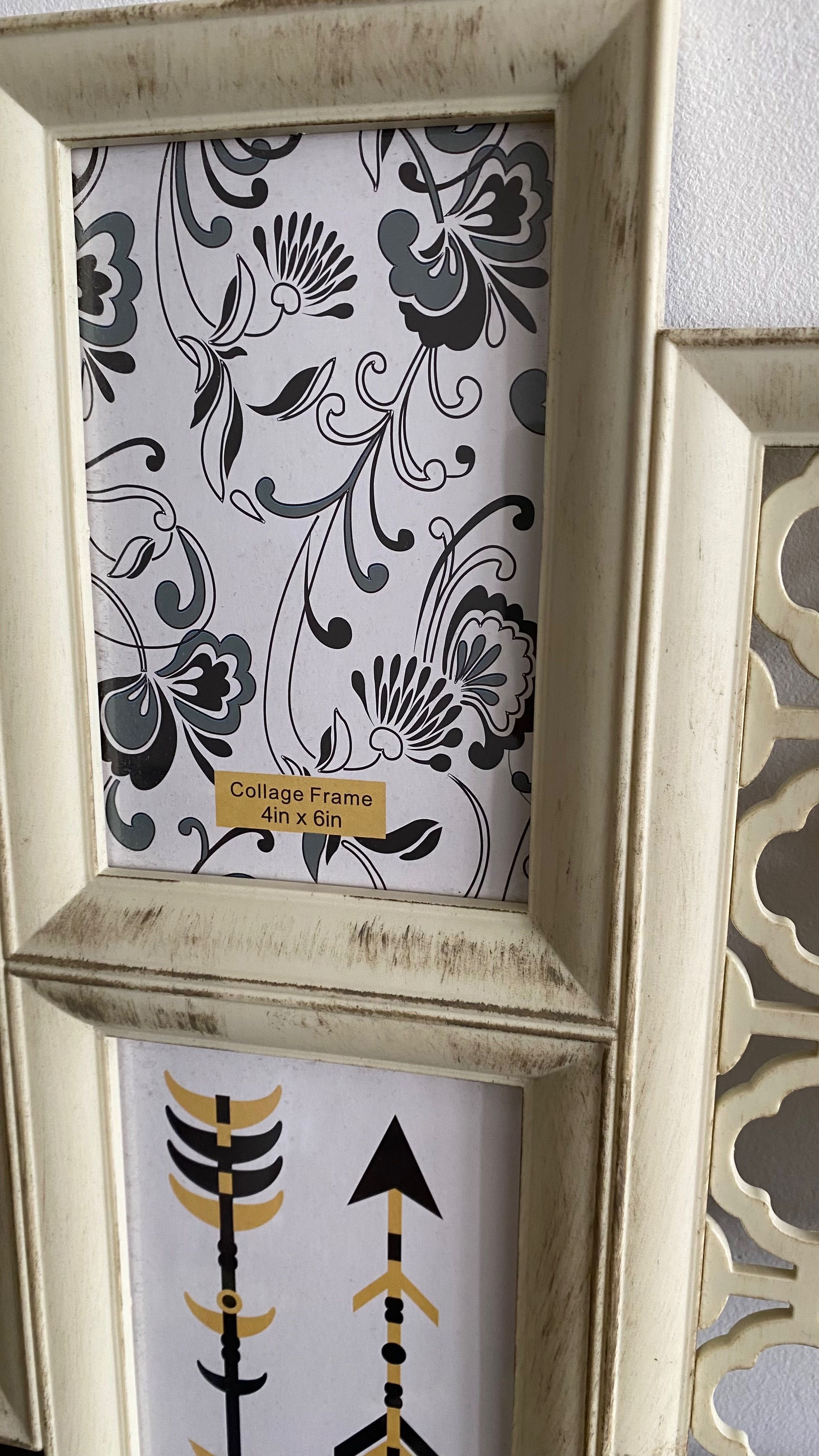 Moldura creme com várias frames