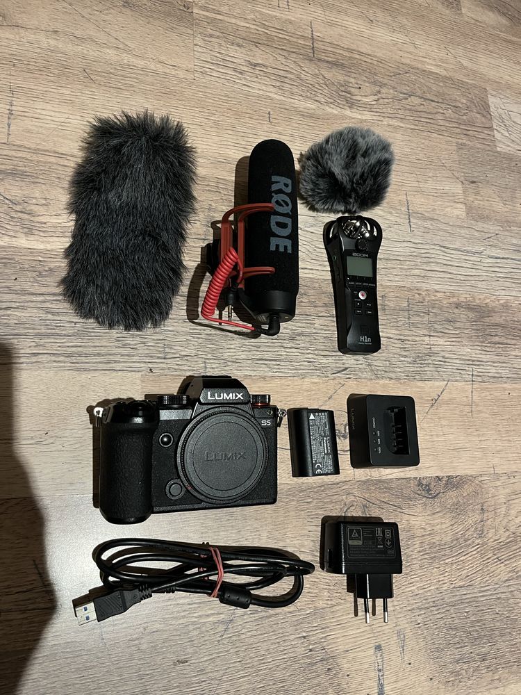 Lumix s5 body komplet + videomic go + zoom i oslonki na wiatr
