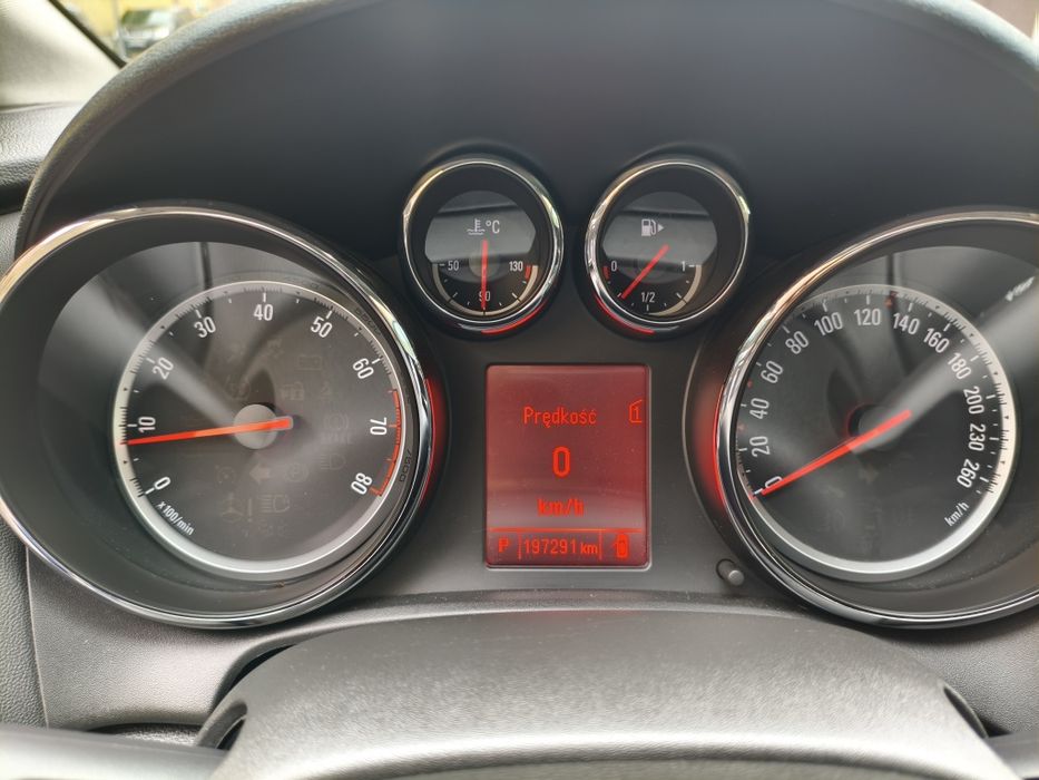 Opel astra j 1,4 turbo