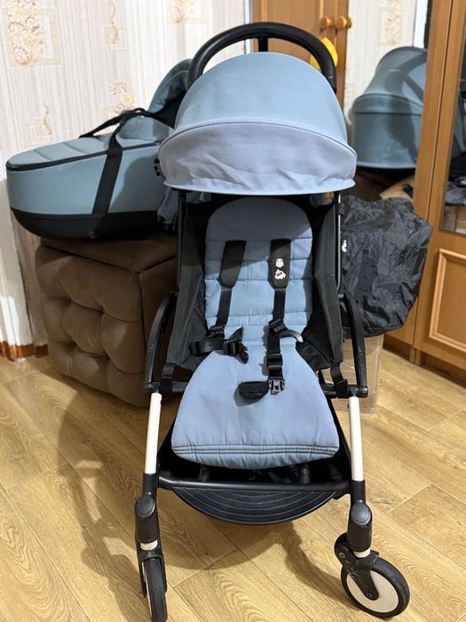 Коляска універсальна 2 в 1 Stokke® YOYO³ з люлькою Bassinet Aqua/Black