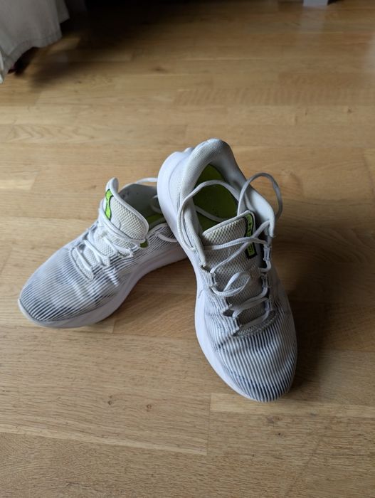 Buty Under Armour r.42