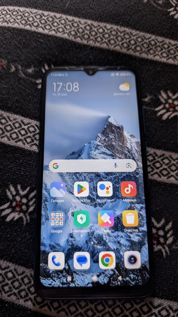 Продам Redmi 9A в отличном состоянии, есть защитное стекло
