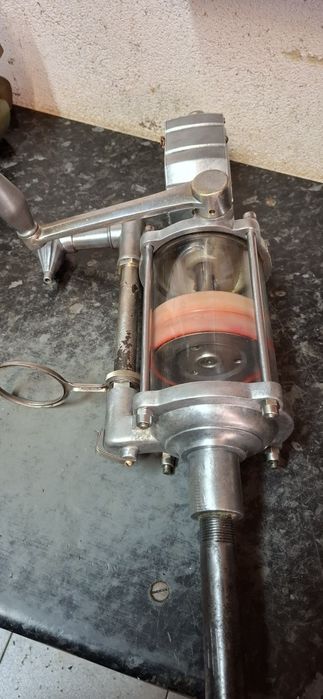 Bomba de azeite Medines