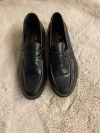 Buty wsuwane loafersy