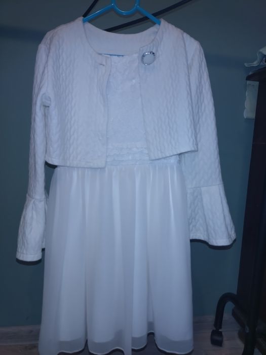 Sukienka biała z bolerkiem 128 134