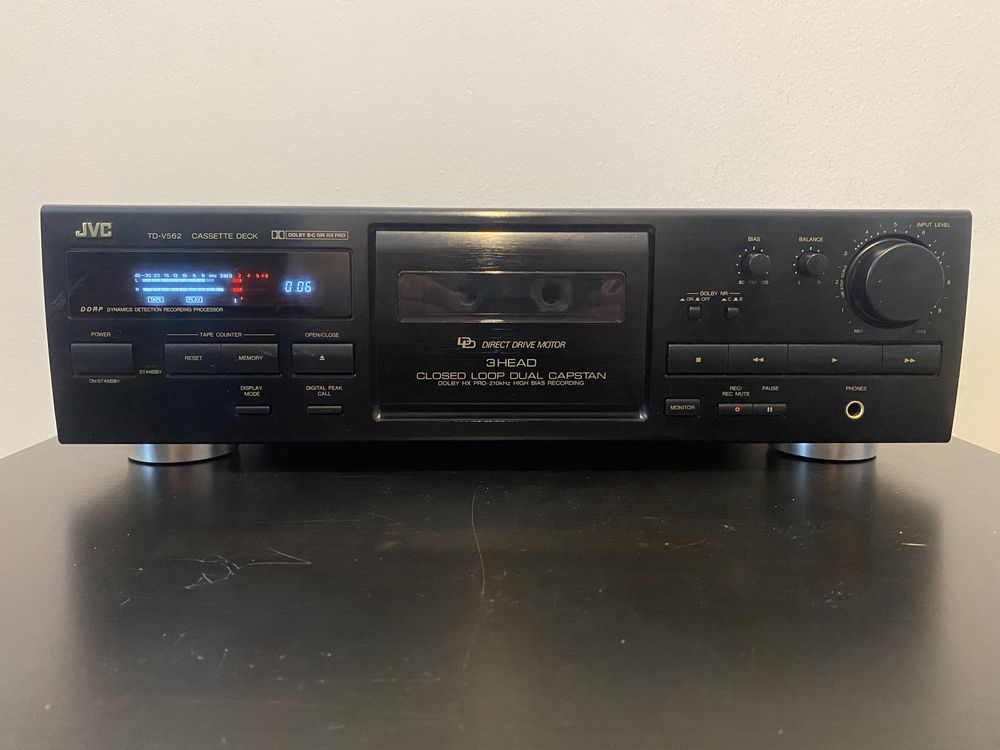 Касетна дека JVC TD-V562 3Head!