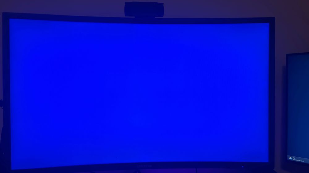Monitor 27'  144Hz HDR Samsung LCHG70QQUXEN