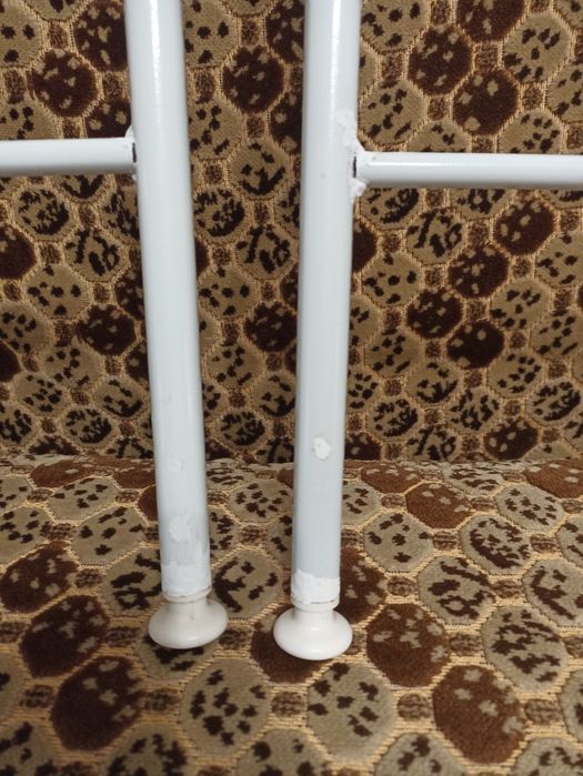 Полиці-стелаж для ванної кімнати