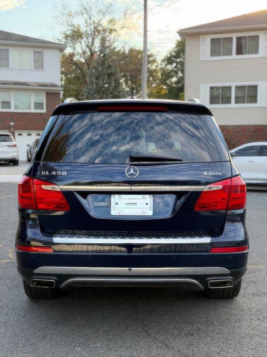 Mercedes-Benz GL-Class      2015
