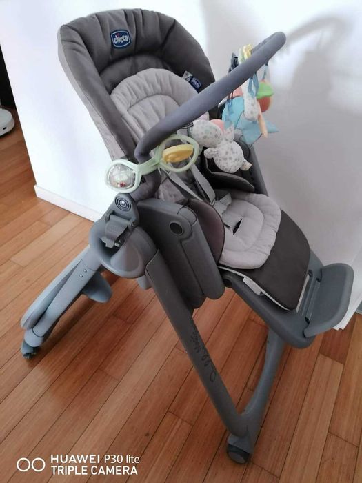 Vendo cadeira da papa Polly Magic Relax da marca Chicco