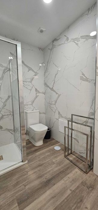Apartamento remodelado T1 90m2 (60m2 T1 r/c + 30m2 Cave)