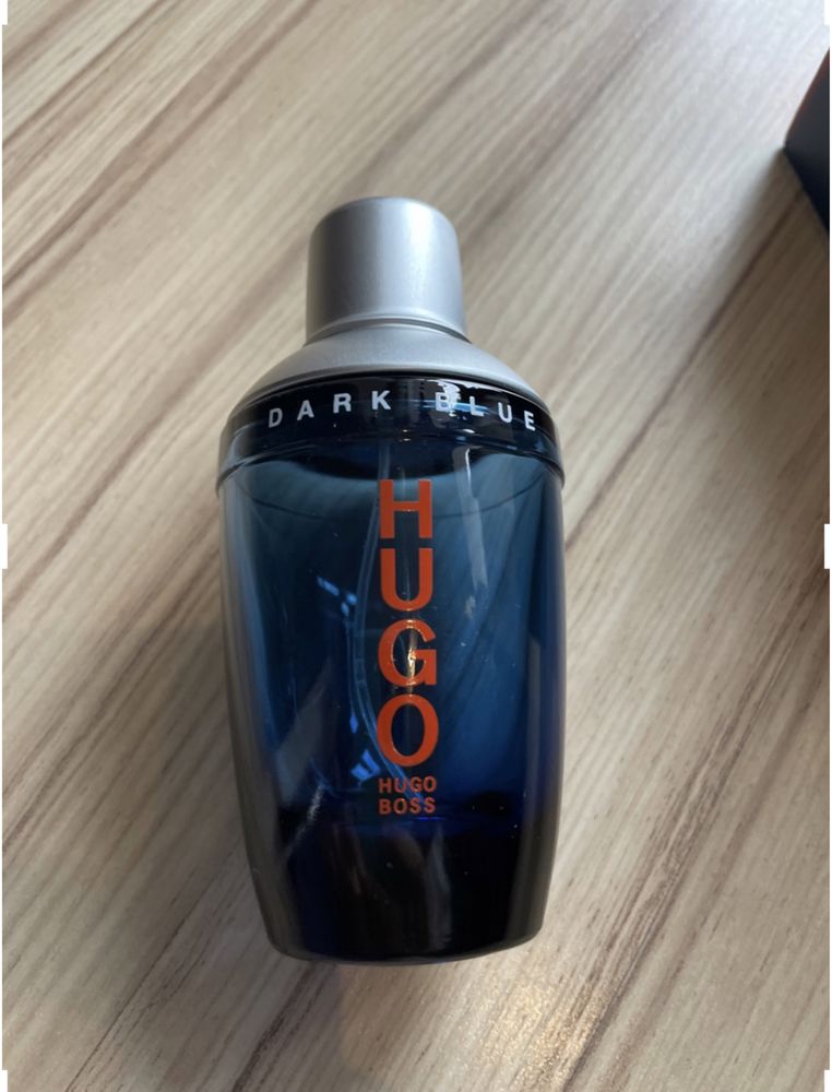 Flakon / butelka HUGO dark blue / 75 ml / eau de toilette