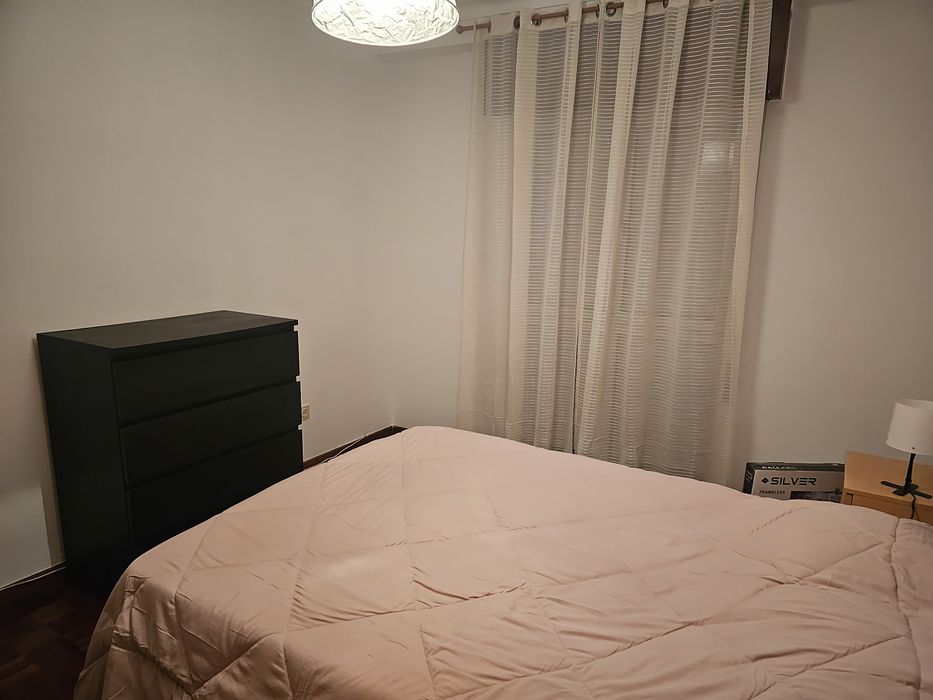 Quartos alugar santa iria azoia