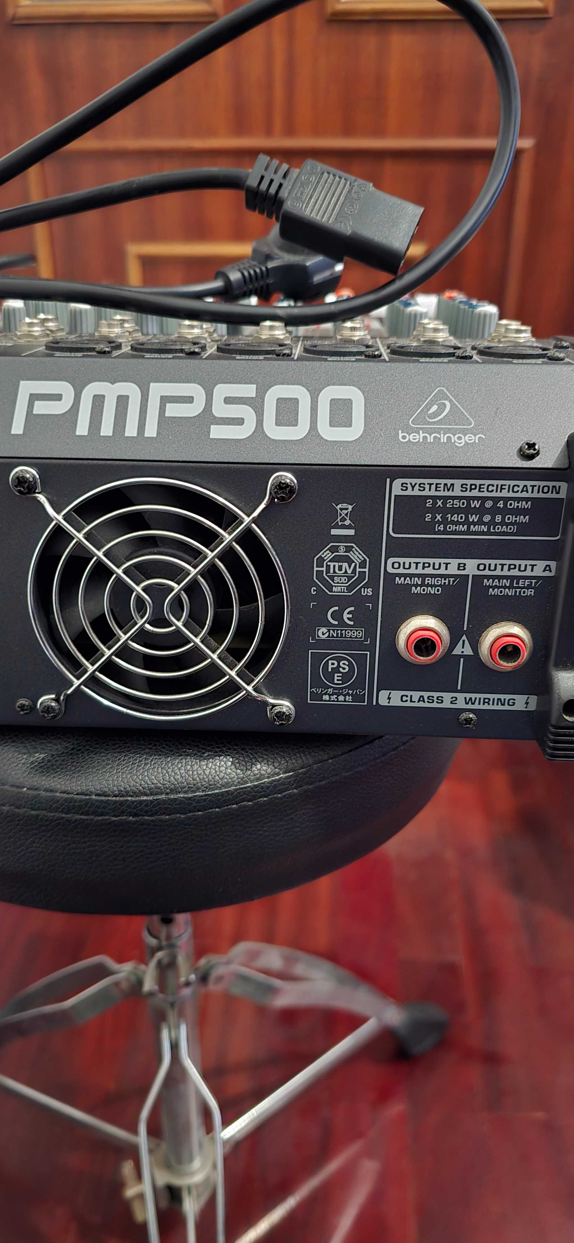 Misturador de potência com 12 canais - Behringer PMP 500